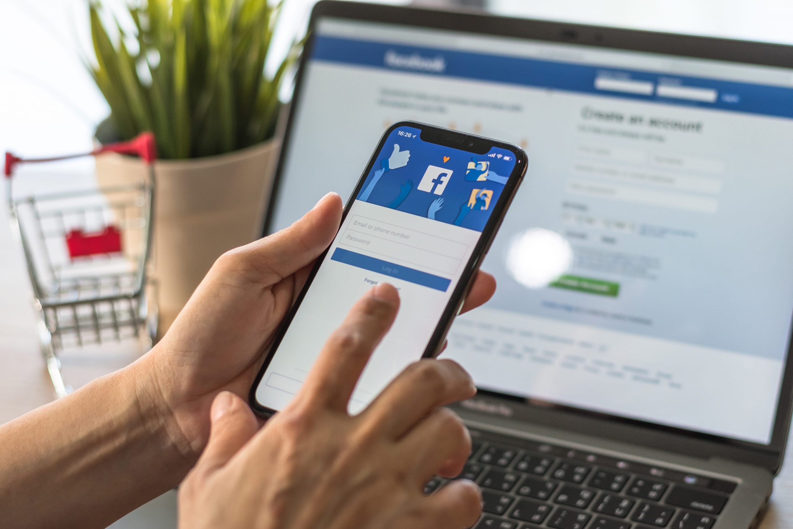 Besuch des Facebook-Profils von SuperSiteSkills